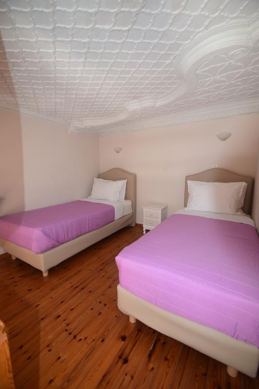 Erato suites Chrissi Akti Chania Exterior foto
