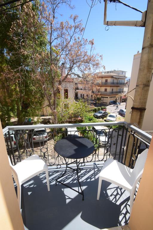 Erato suites Chrissi Akti Chania Exterior foto