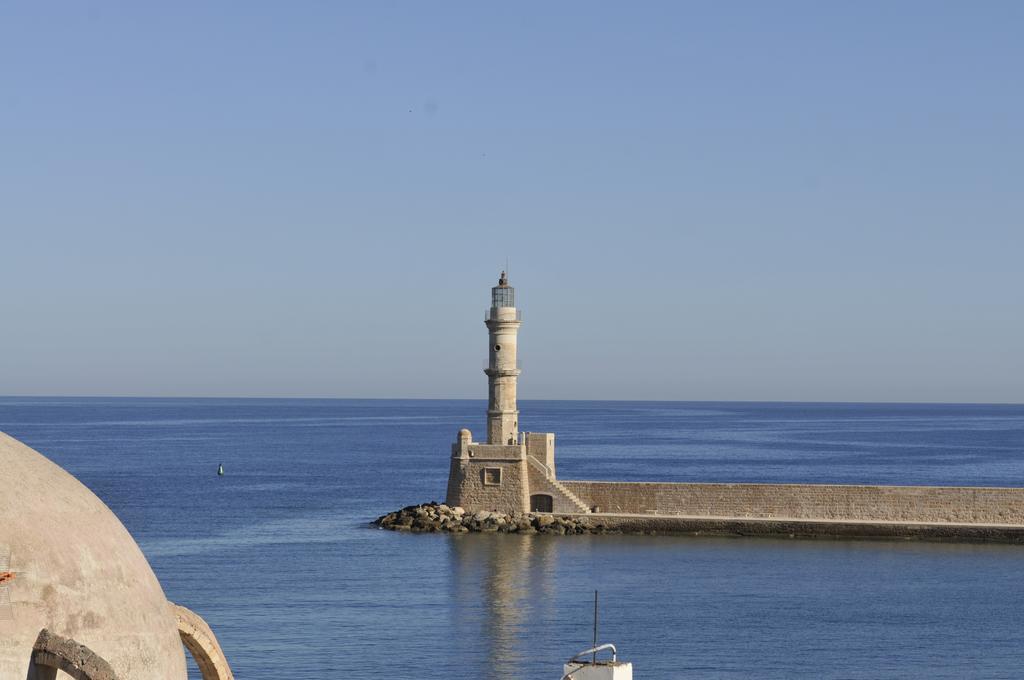 Erato suites Chrissi Akti Chania Exterior foto